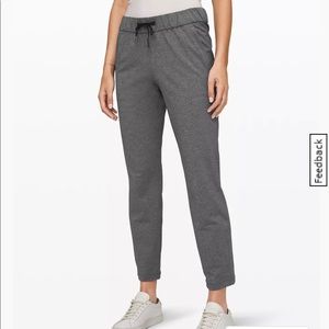 Lululemon On the Fly 7/8 pant 27”